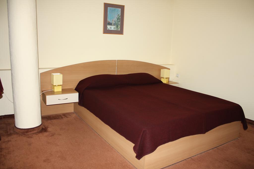 Hotel Of Bulgarian Academy Of Sciences โซเฟีย ห้อง รูปภาพ