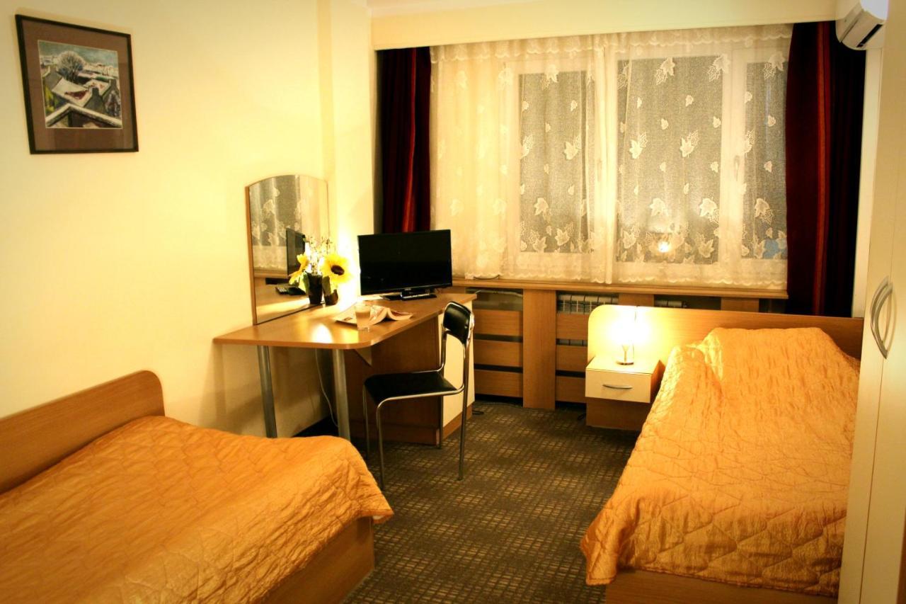 Hotel Of Bulgarian Academy Of Sciences โซเฟีย ภายนอก รูปภาพ